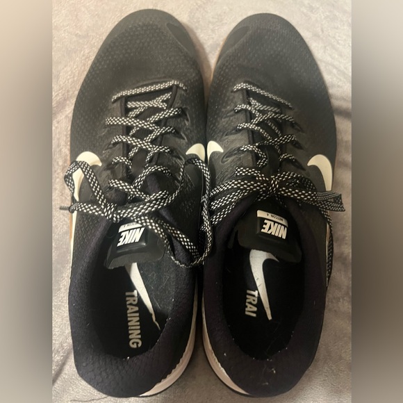 Nike Metcon 4 - Picture 3 of 4